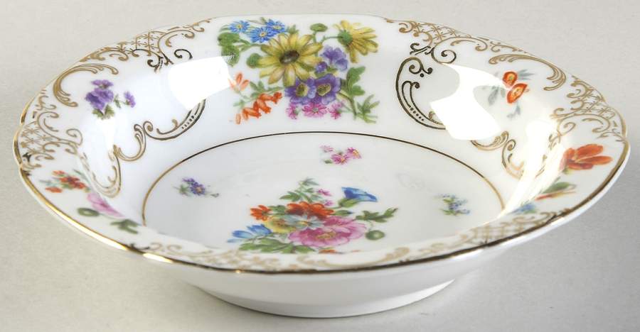 VIT3 Rim Fruit/Dessert (Sauce) Bowl by Victoria (Czech)-1