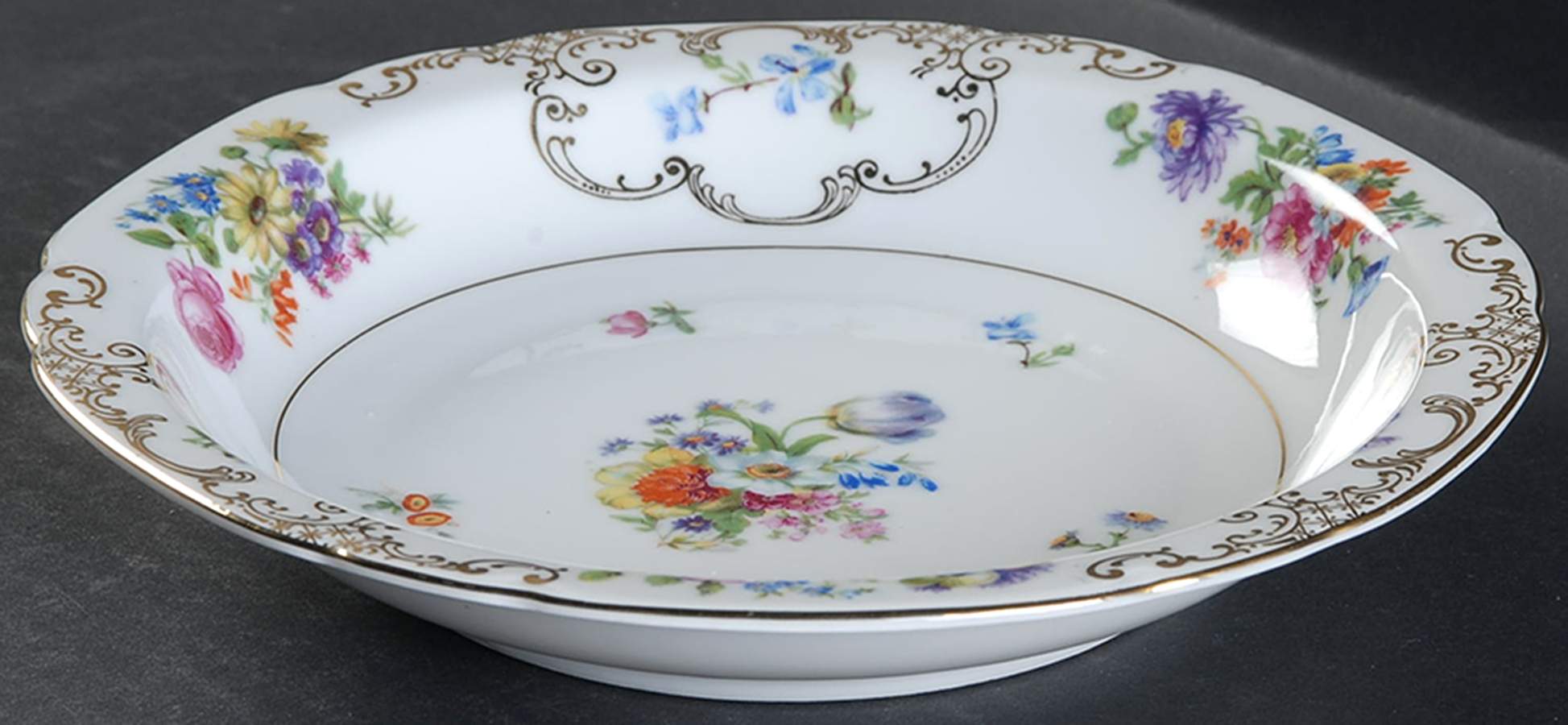 VIT3 Rim Soup Bowl by Victoria (Czech)-1