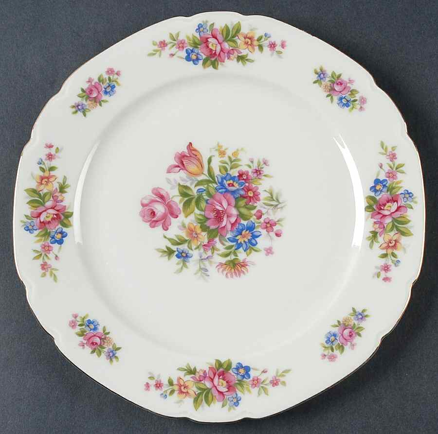 VIT33 (CZECH) Salad Plate by Victoria (Czech)-1