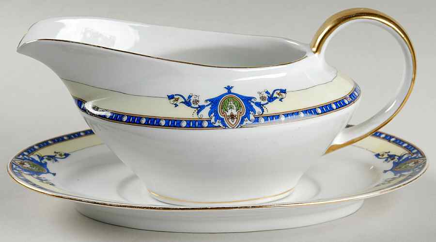 VIT60 Gravy Boat & Underplate by Victoria (Czech)-1