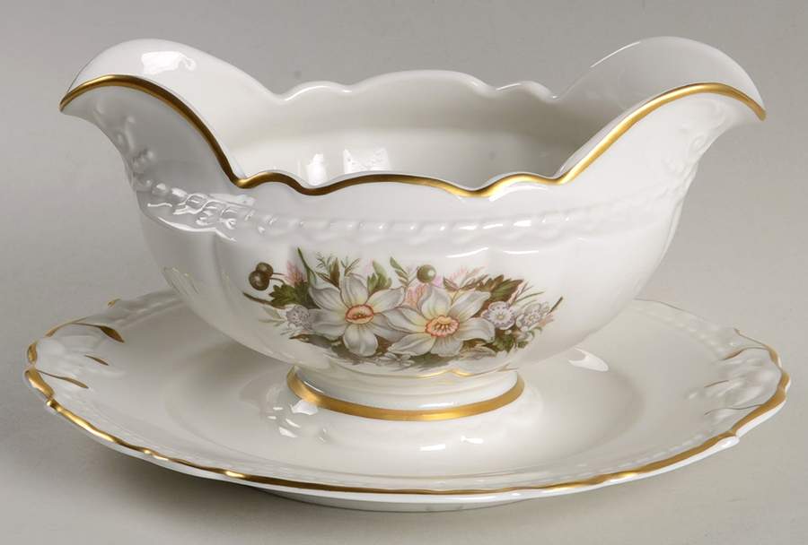April Gravy Boat with Attached Underplate by Vogue-1