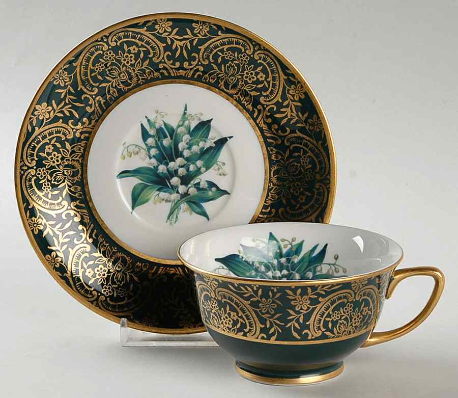 Candlelight Footed Cup & Saucer Set by Vogue-1