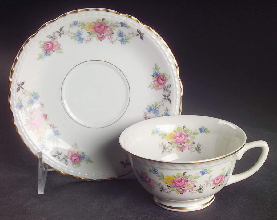 Natchez Footed Cup & Saucer Set by Vogue-1