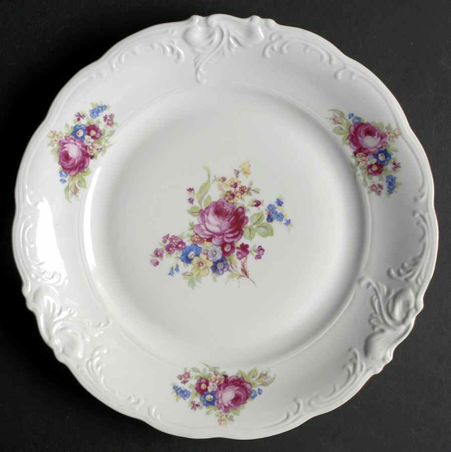 Wanda (Scalloped, Embossed) Dinner Plate by Vendome Porcelain-1