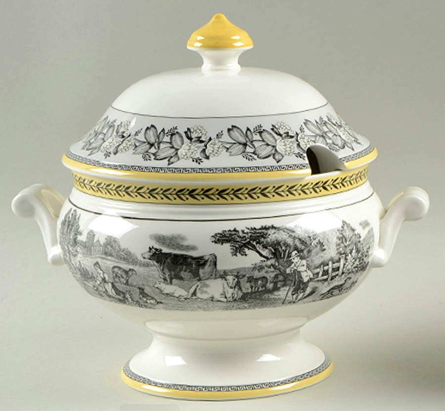 Audun Ferme Tureen &  Lid by Villeroy & Boch-1