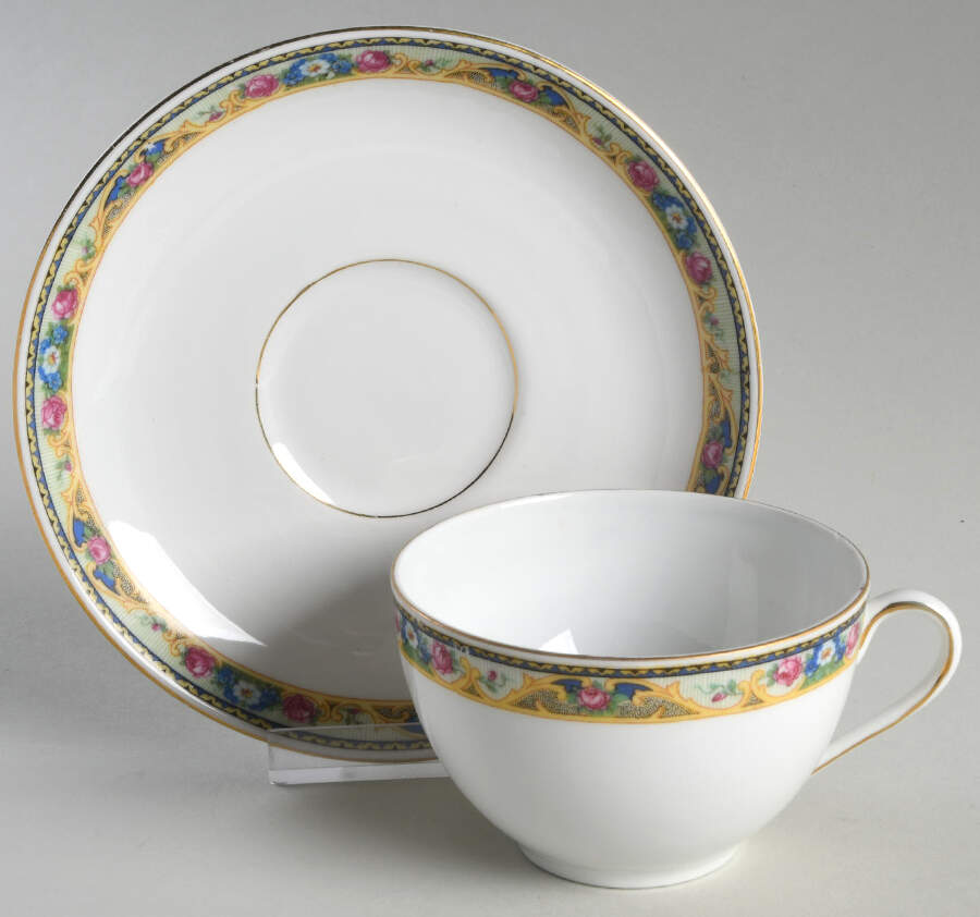 VIT169 Flat Cup & Saucer Set by Victoria (Czech)-1