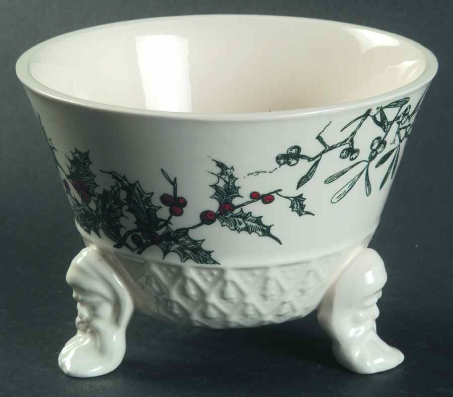 Classical Christmas 4" Footed Bowl by Vaillancourt Folk Art-1