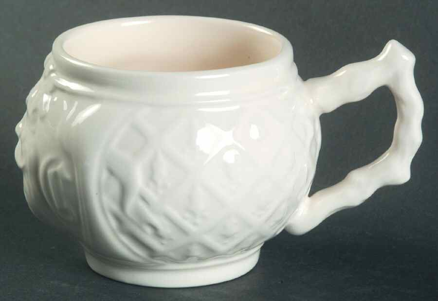 Classical Christmas Punch Cup by Vaillancourt Folk Art-1