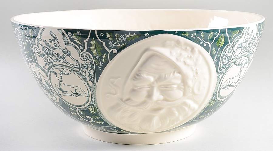 Classical Christmas Punch Bowl by Vaillancourt Folk Art-1