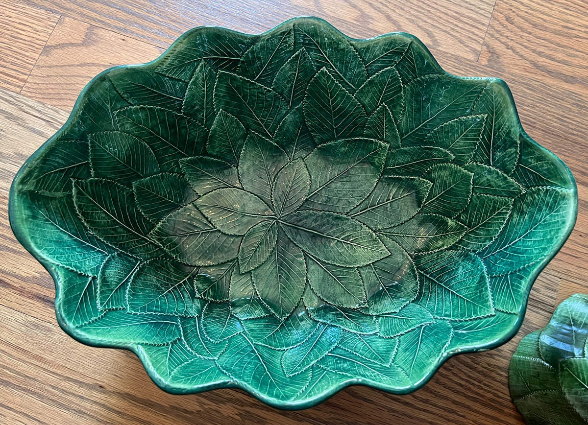 V1Z2 13" Oval Serving Bowl by Ceramiche Leonardo-1