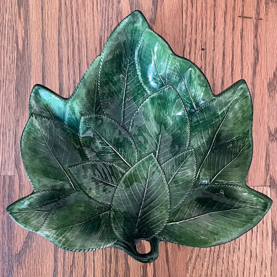V1Z2 8" Leaf Bowl by Ceramiche Leonardo-1