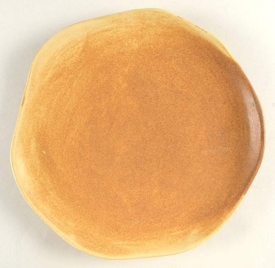 VKR2 Dinner Plate by Vance Kitira-1