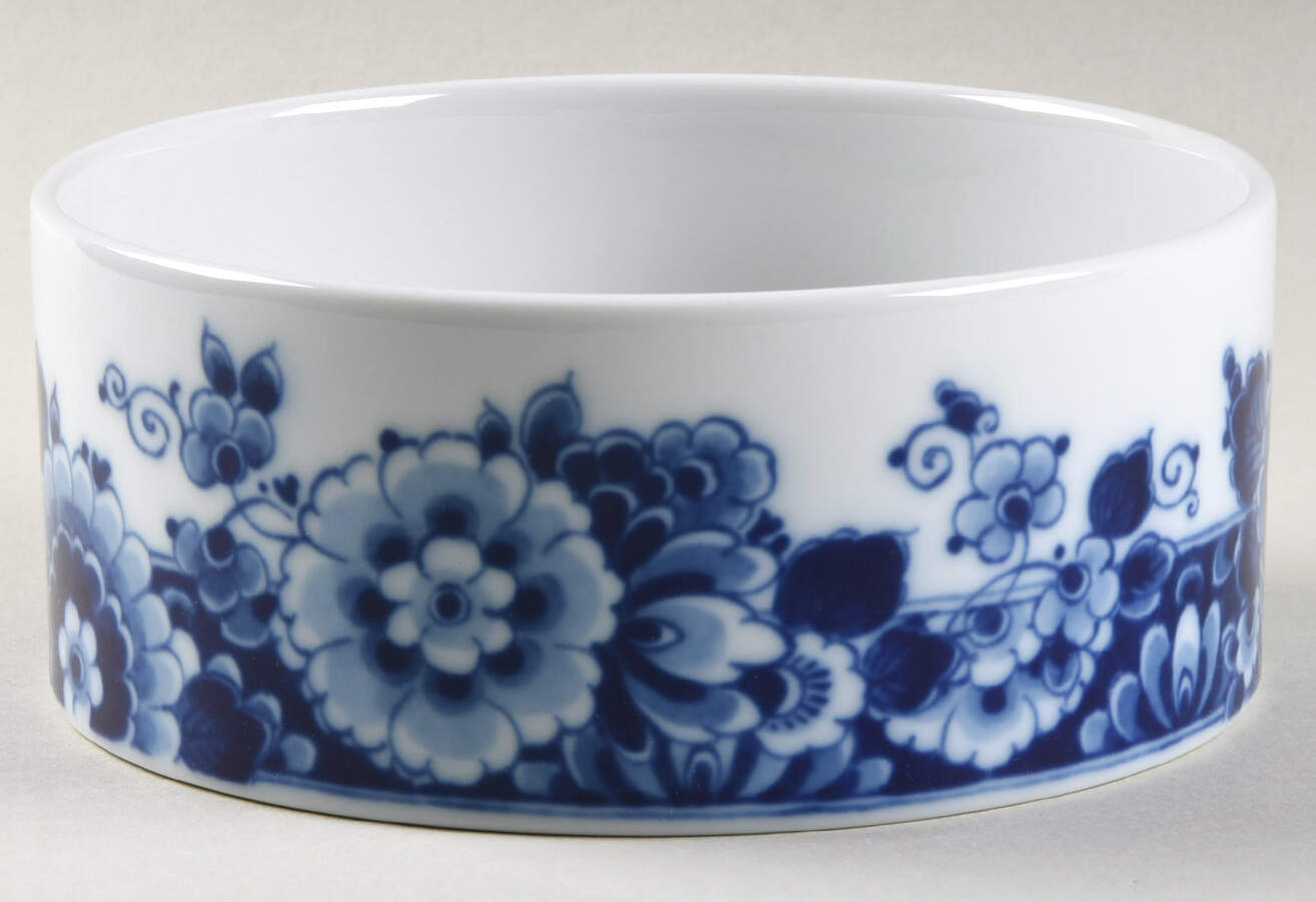 Blue Ming Coupe Cereal Bowl by Vista Alegre-1
