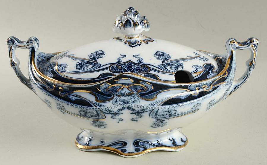 Iris Blue (Flow Blue) Sauce Boat & Lid by Arthur J Wilkinson-1