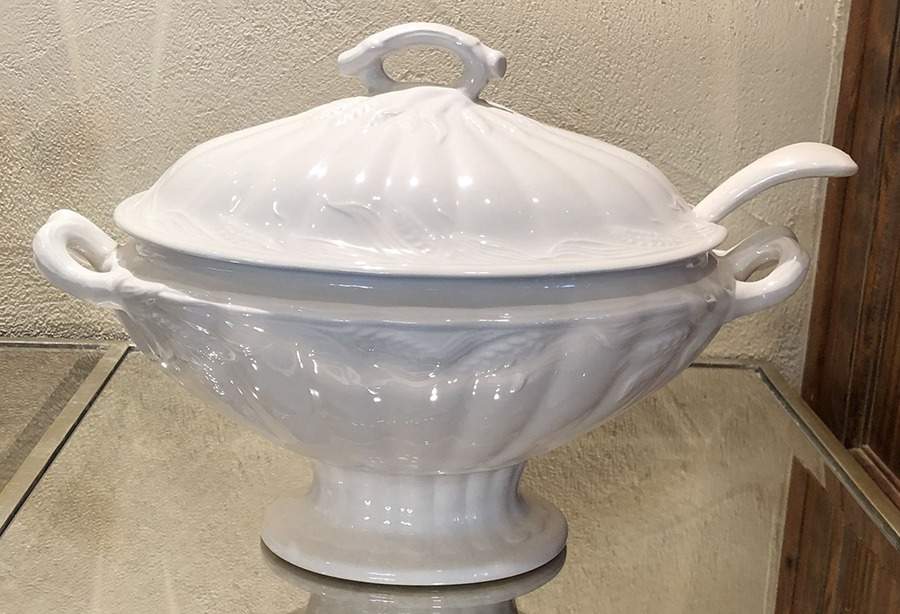 Wheat Oval Tureen & Lid w/Ladle & Underplate by Arthur J Wilkinson-1