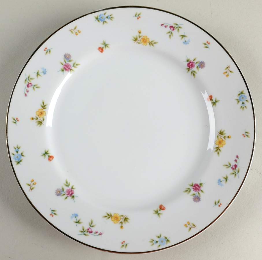 Margaret Salad Plate by Wellin-1