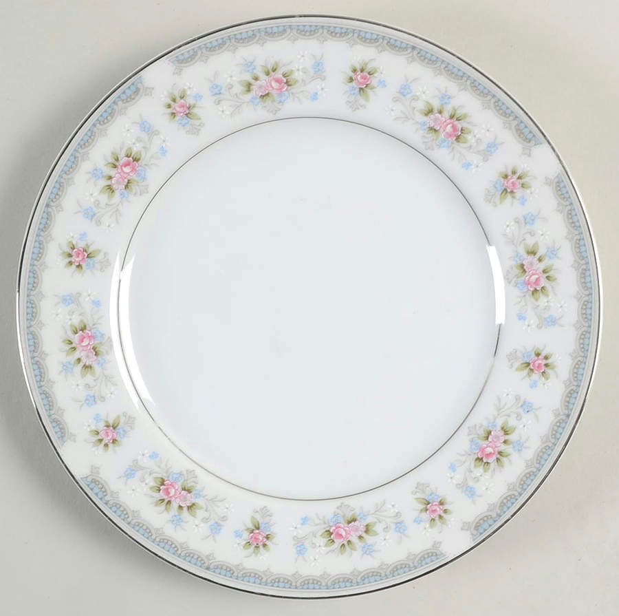 Rhoda Salad Plate by Wellin-1