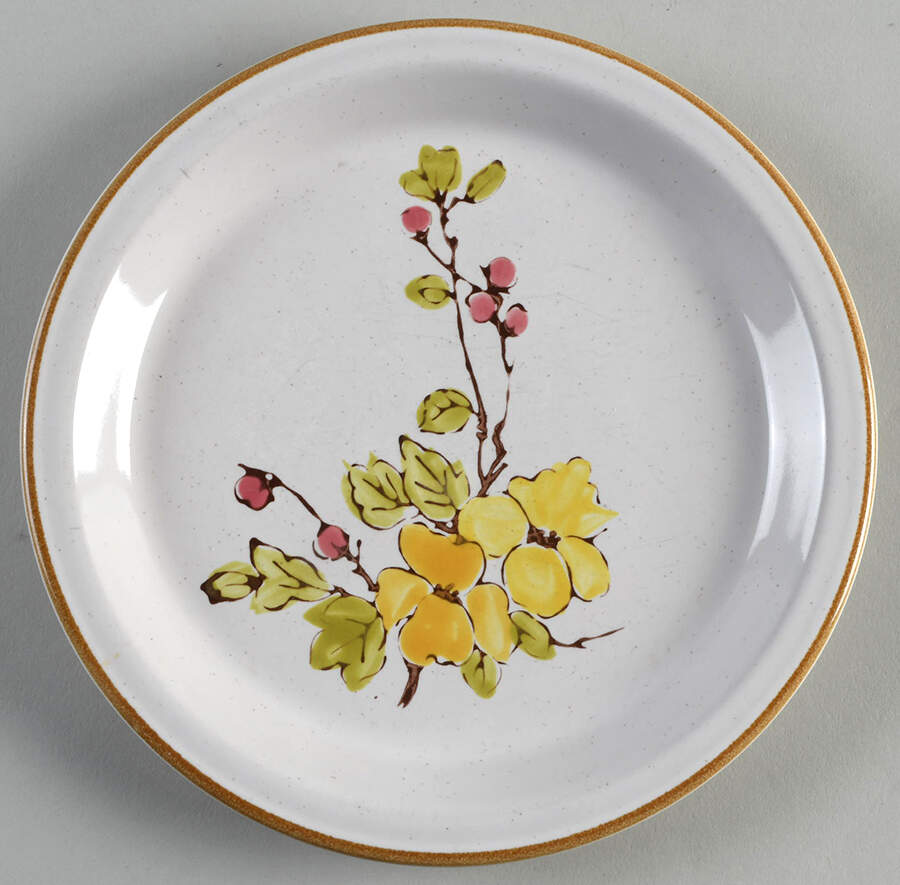 Springtime Salad Plate by Wellin-1