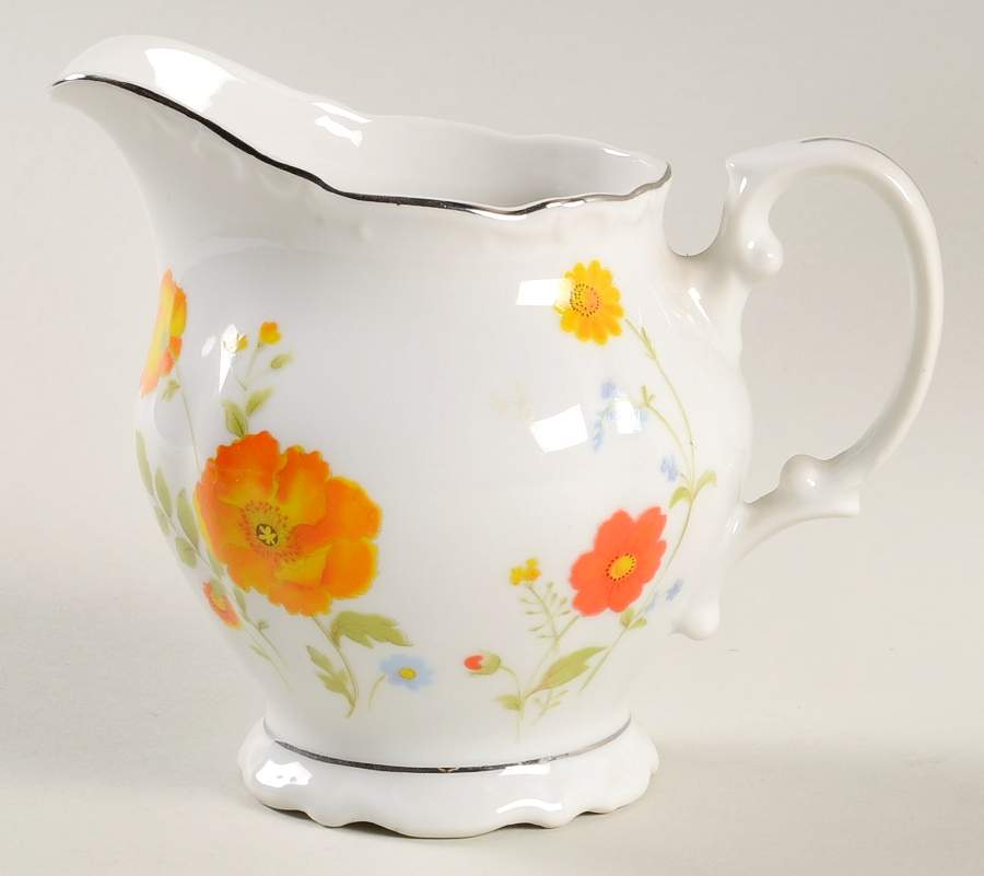 Tivoli Garden Creamer by Wellin-1