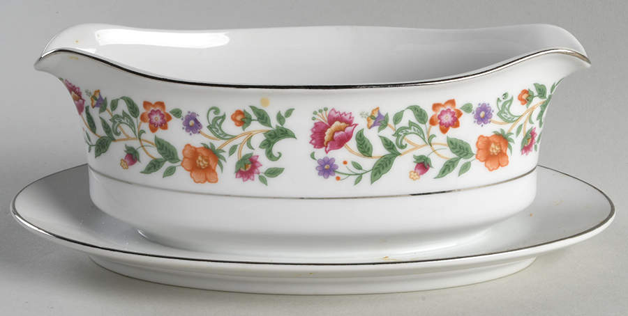 Wind Song Gravy Boat with Attached Underplate by Wilshire House-1
