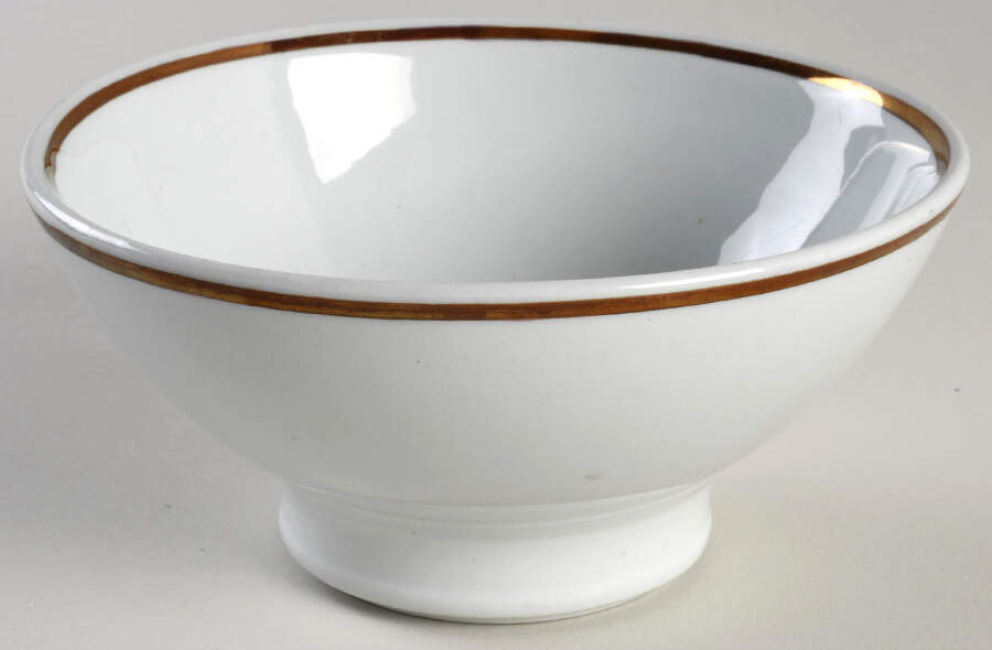 Tea Leaf Cranberry Bowl by Arthur J Wilkinson-1