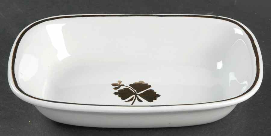 Tea Leaf 8" Oval Vegetable Bowl by Arthur J Wilkinson-1