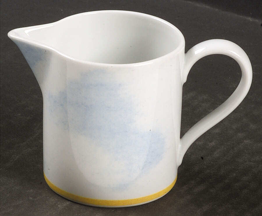 Montgolfiere Creamer by Williams-Sonoma-1