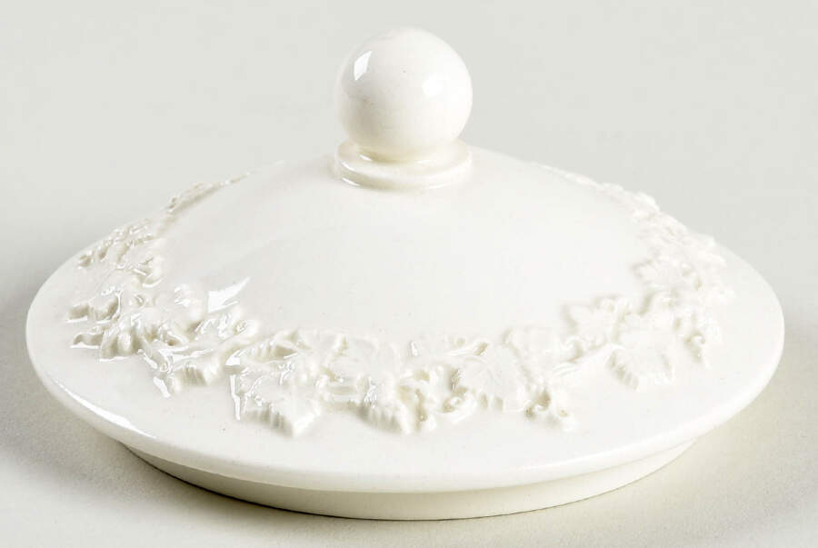 Cream Color on Cream Color (Shell Edge) Lid for Sugar Bowl by Wedgwood-1