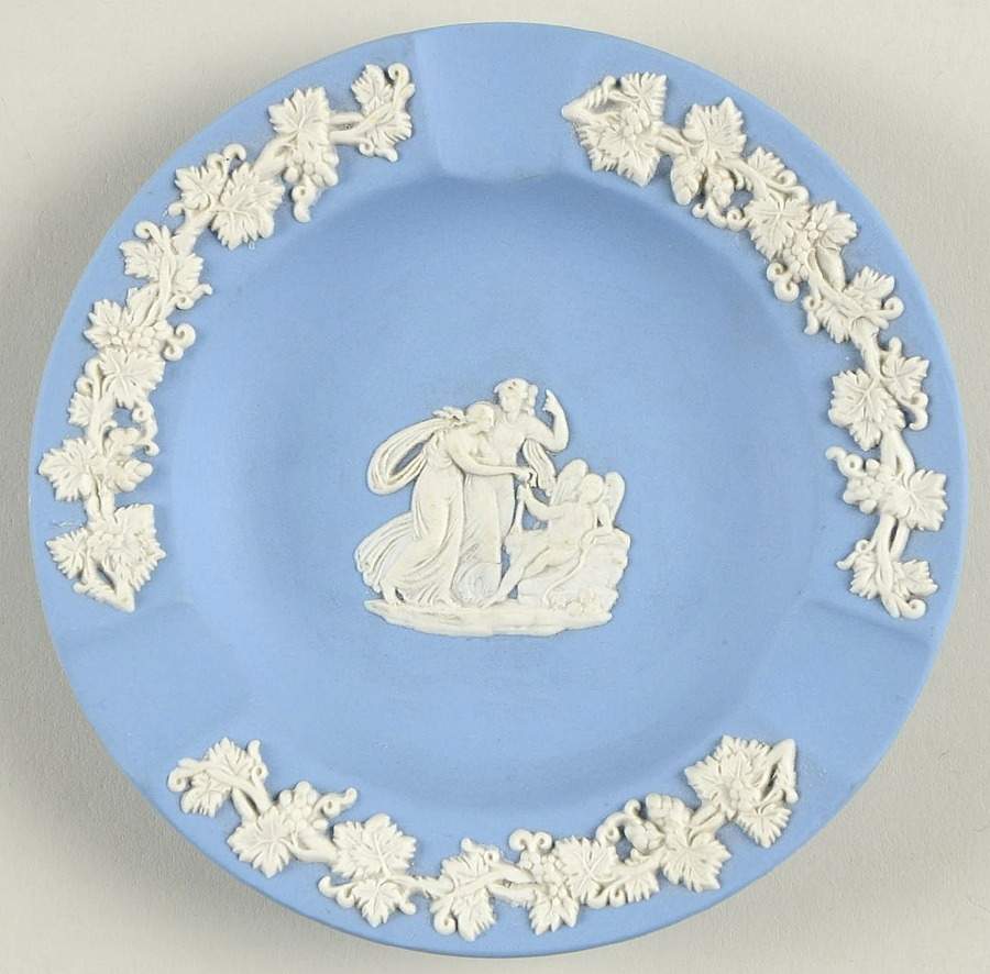 Cream Color on Lavender (Pale Blue) Jasperware 3 Slot Round Ashtray by Wedgwood-1