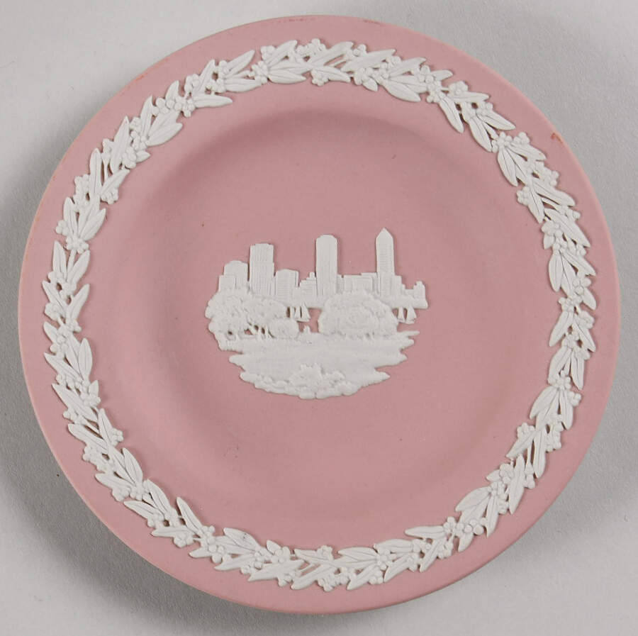 Cream Color on Pink Jasperware Round Landmark Tray by Wedgwood-1
