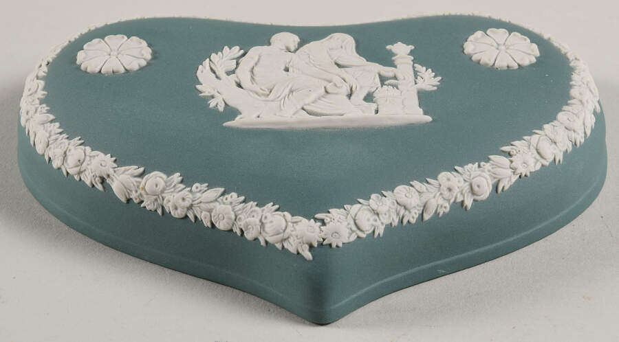 Cream Color on Teal Jasperware Lid for Heart Shape Box by Wedgwood-1
