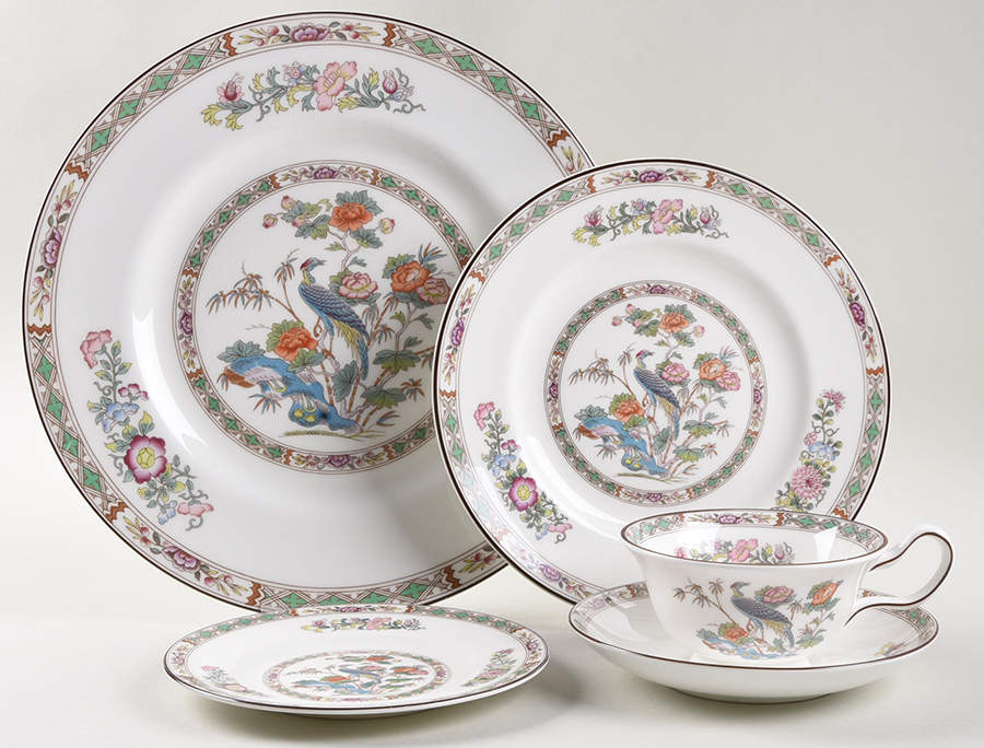 Kutani Crane 40  Piece Estate Set by Wedgwood-1