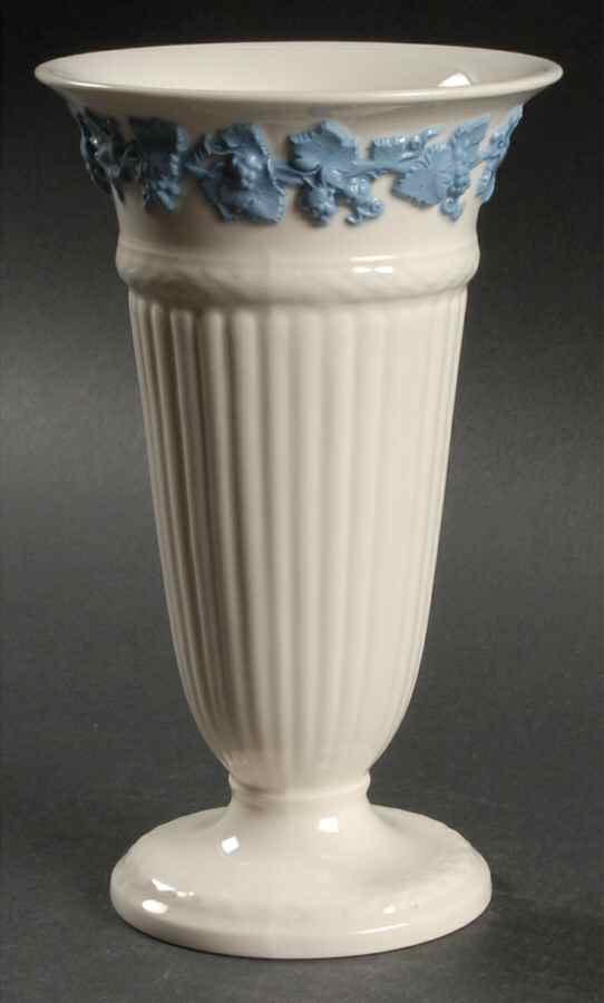 Lavender on Cream Color (Plain) 6" Vase by Wedgwood-1