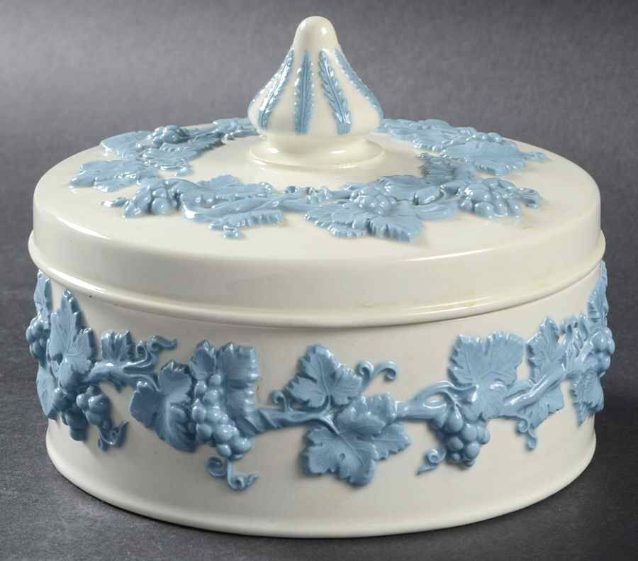 Lavender on Cream Color (Plain) Candy Box & Lid by Wedgwood-1