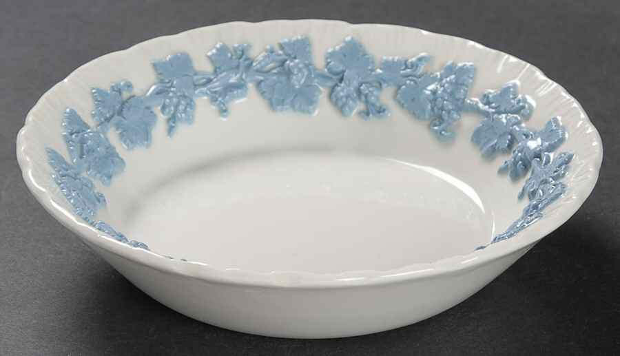 Lavender on Cream Color (Shell Edge) Fruit/Dessert (Sauce) Bowl by Wedgwood-1