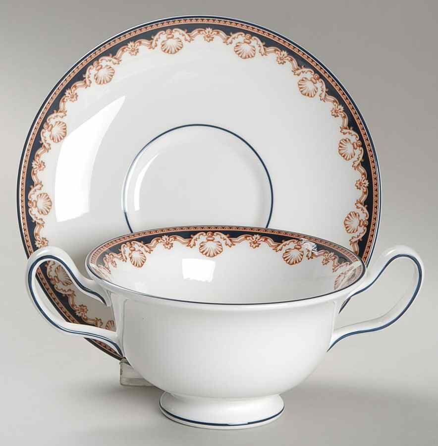 Medici Footed Cream Soup Bowl & Saucer Set by Wedgwood-1