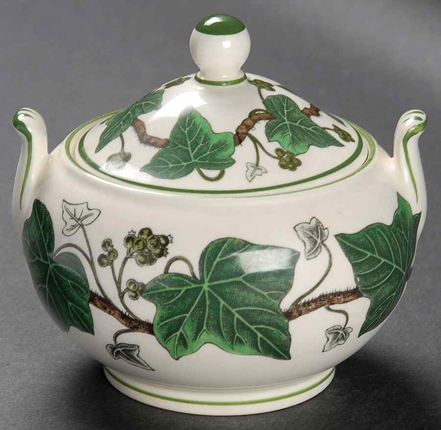 Napoleon Ivy Green (Queen's Ware) Mini 146 Shape Sugar Bowl & Lid by Wedgwood-1