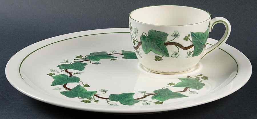 Napoleon Ivy Green (Queen's Ware) Snack Plate & Cup Set by Wedgwood-1