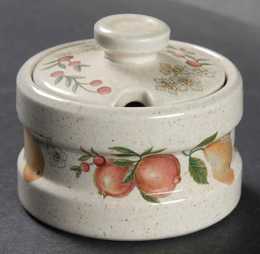 Quince Mustard Jar & Lid by Wedgwood-1