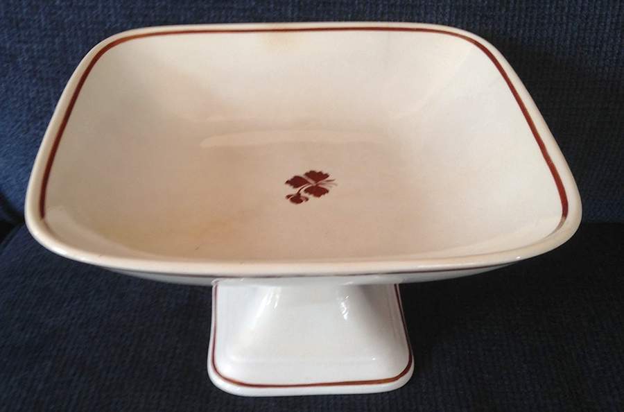 Tea Leaf Round Compote (Height X Width) by Wedgwood-1