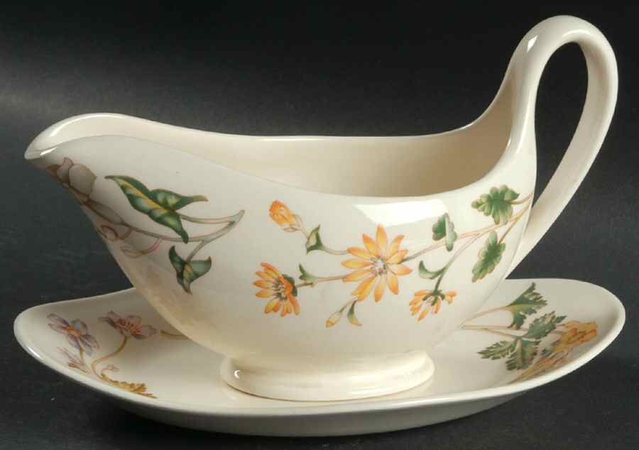 Virginia Gravy Boat & Underplate by Wedgwood-1