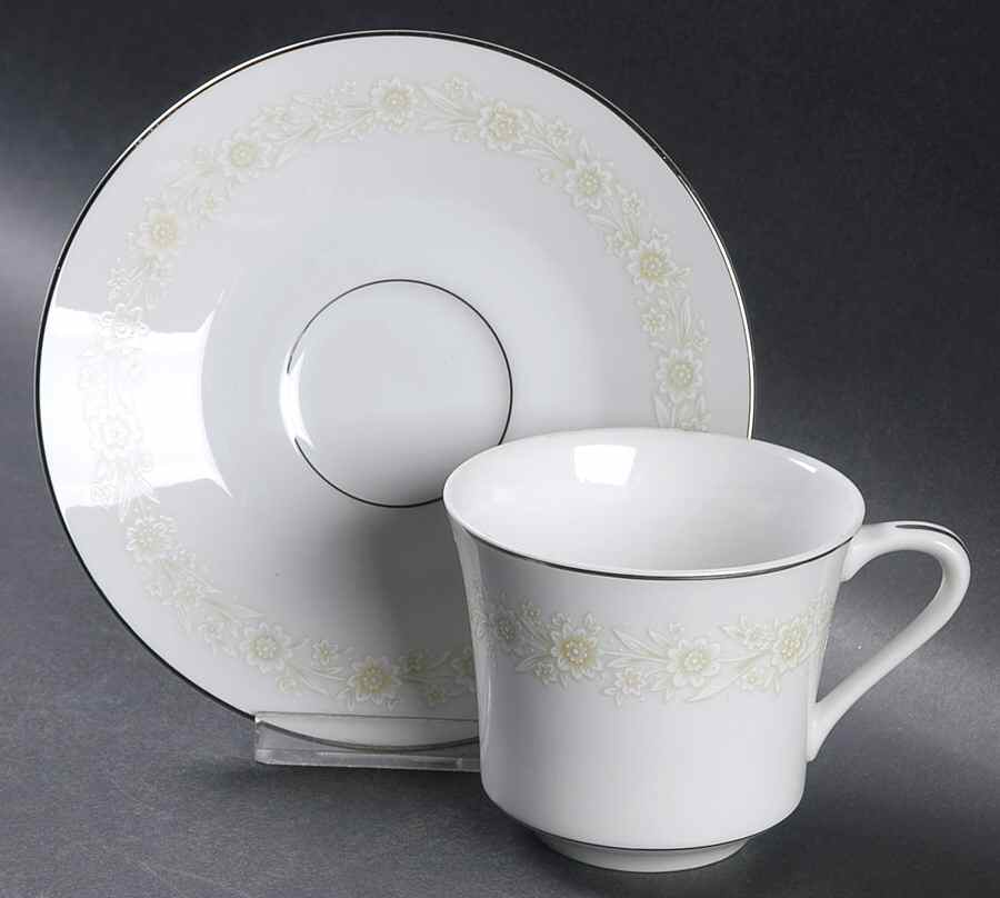 Meadow Dale Flat Cup & Saucer Set by Wyndham-1