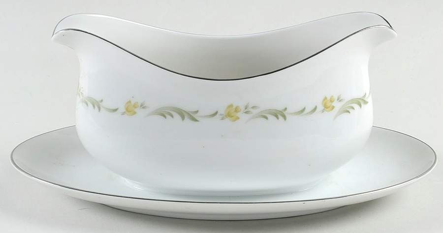 Rose Ballet Gravy Boat with Attached Underplate by Wyndham-1