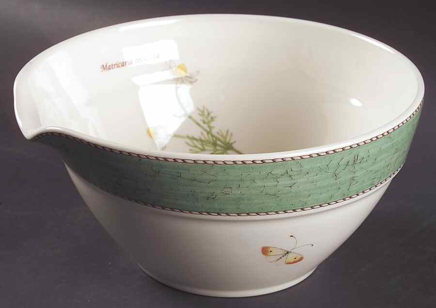Sarah's Garden 8" Pudding Bowl by Wedgwood-1