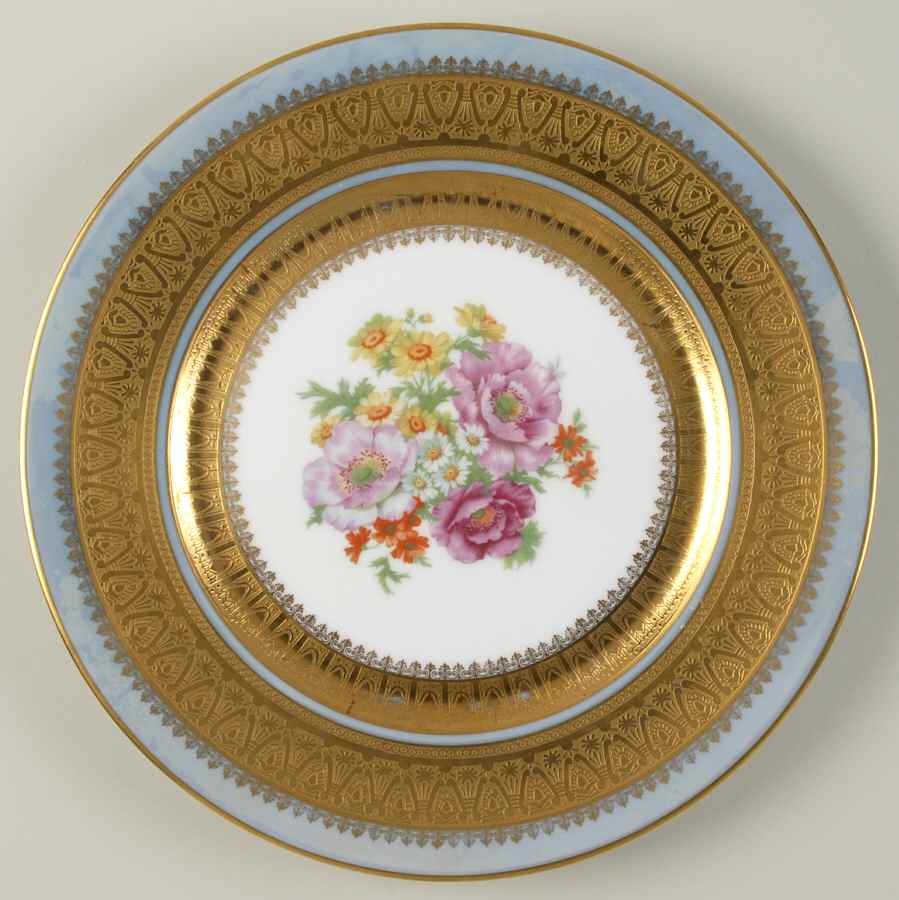 WHD9 Blue Service Plate (Charger) by Wheeling Decorating-1