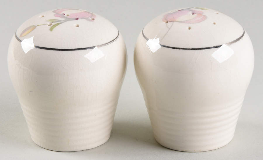 Sylvia Salt & Pepper Set by Westwood (Japan)-1