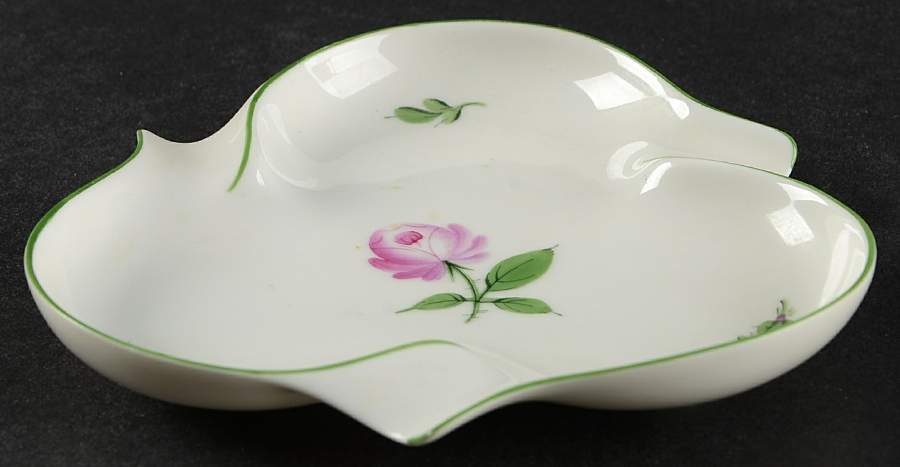 Viennese Rose 5" Ashtray by Wiener Porzellan-1