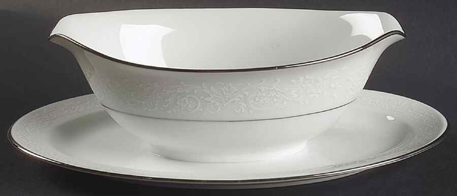 Sienna Gravy Boat with Attached Underplate by Wincraft-1