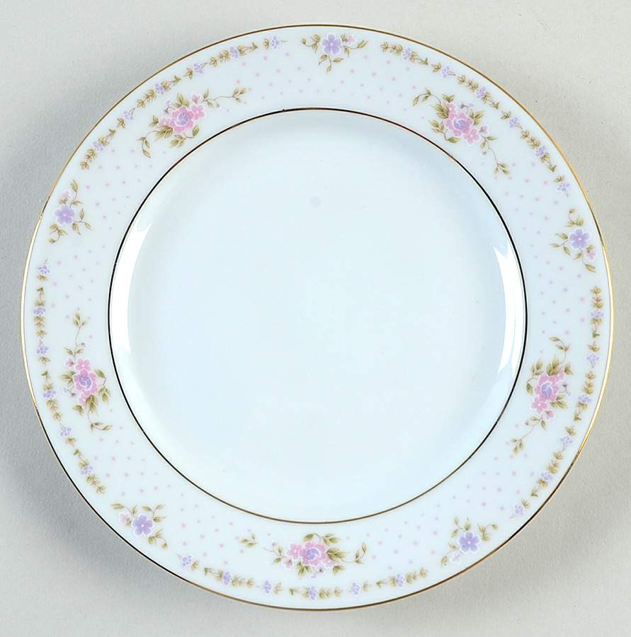 Eva Salad Plate by White Jade-1