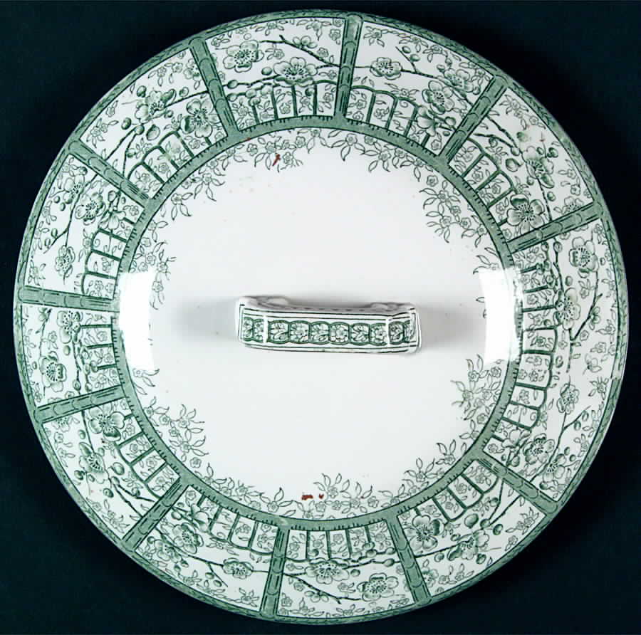 Alexandra Lid for Round Vegetable by J F Wileman-1